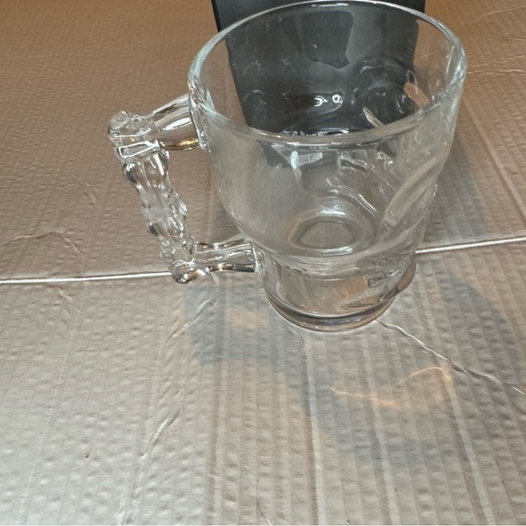 Glass skull mug - Picture 4 of 5
